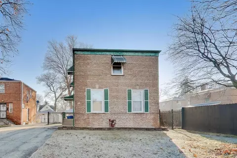 9637 S Wood St, Chicago, IL 60643