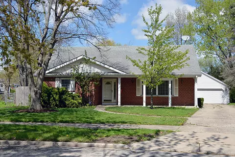 2645 N Evergreen Ave, Waukegan, IL 60087