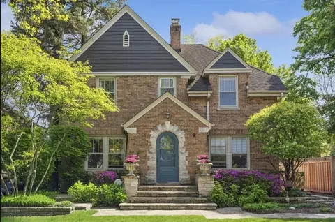 Undisclosed, Kenilworth, IL 60043