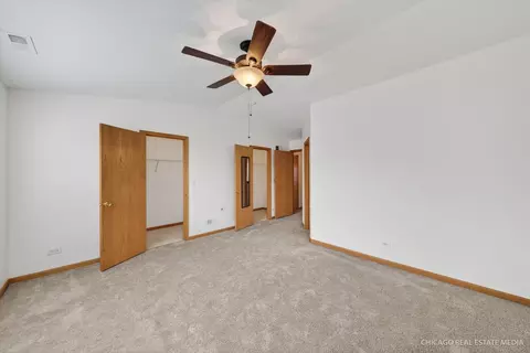 Bedroom - 1453 Millbrook Dr, Algonquin, IL 60102 photo 1 of 3