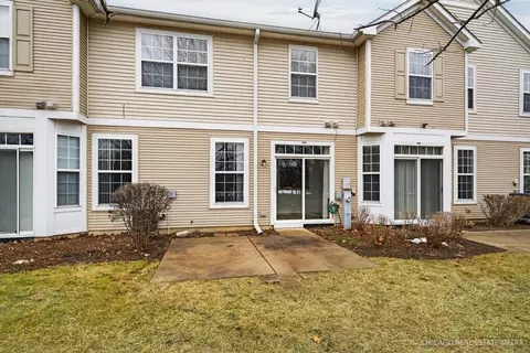Exterior - 1453 Millbrook Dr, Algonquin, IL 60102 photo 3 of 4