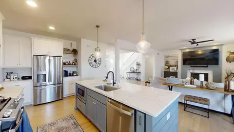Kitchen - 1 Deerfield Ct, Bloomington, IL 61705 photo 3 of 4