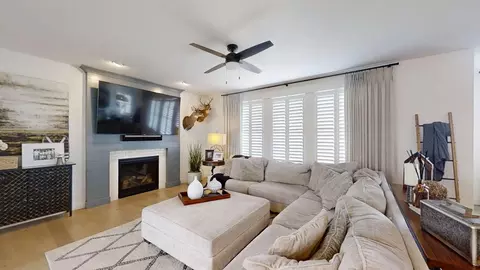 Living - 1 Deerfield Ct, Bloomington, IL 61705 photo 1 of 1