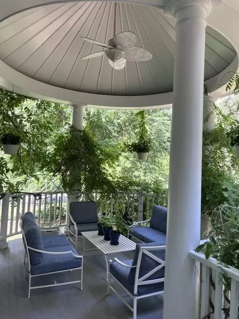 Exterior - 875 Gordon Ter, Winnetka, IL 60093 photo 9 of 21