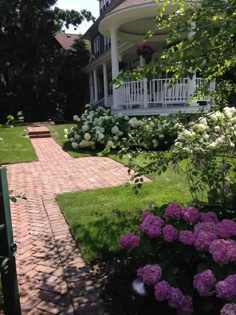 Exterior - 875 Gordon Ter, Winnetka, IL 60093 photo 12 of 21