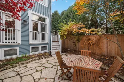 Exterior - 875 Gordon Ter, Winnetka, IL 60093 photo 17 of 21