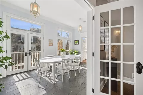 Dining - 875 Gordon Ter, Winnetka, IL 60093 photo 3 of 5