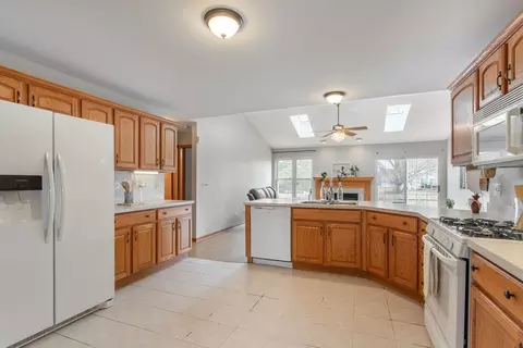 Kitchen - 2224 Ashby Ln, Plainfield, IL 60586 photo 2 of 2