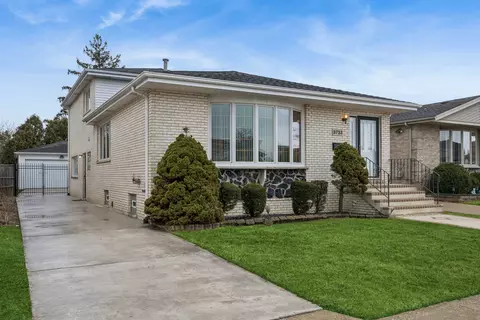 3733 N Normandy Ave, Chicago, IL 60634