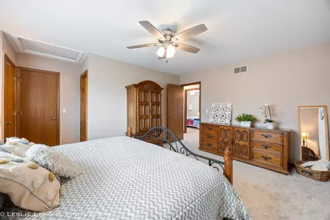 Bedroom - 2469 Lakeside Dr, Aurora, IL 60504 photo 2 of 4