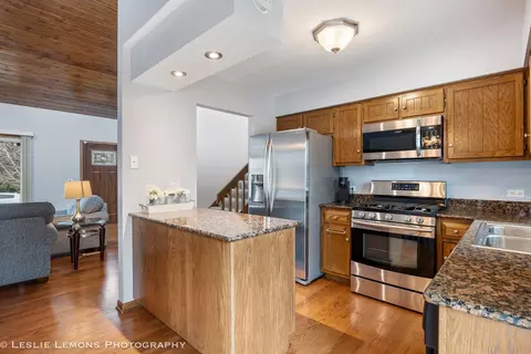 Kitchen - 2469 Lakeside Dr, Aurora, IL 60504 photo 2 of 2