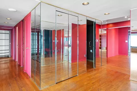 Entry Way - 175 E Delaware Pl #8401-02, Chicago, IL 60611 photo 2 of 2