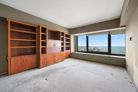 Living - 175 E Delaware Pl #8401-02, Chicago, IL 60611 photo 12 of 13