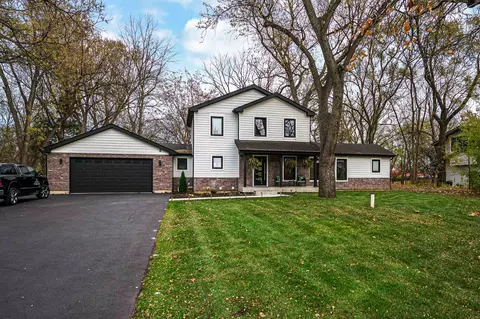 101 N Schoenbeck Rd, Prospect Heights, IL 60070