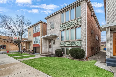 4437 W 55th St, Chicago, IL 60632