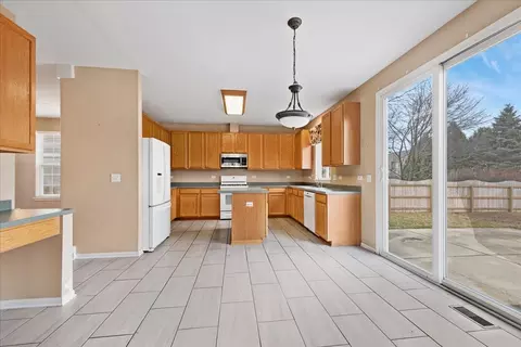 Kitchen - Undisclosed, Cary, IL 60013 photo 1 of 2