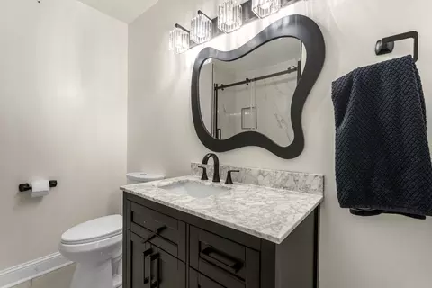 Bath - 245 N Mill Rd #9C, Addison, IL 60101 photo 1 of 2