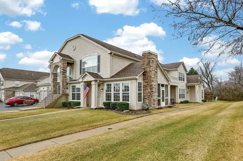2725 Acorn Ct #2725, West Dundee, IL 60118