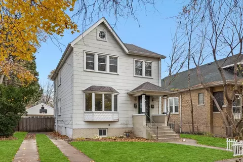 4721 N Kenton Ave, Chicago, IL 60630