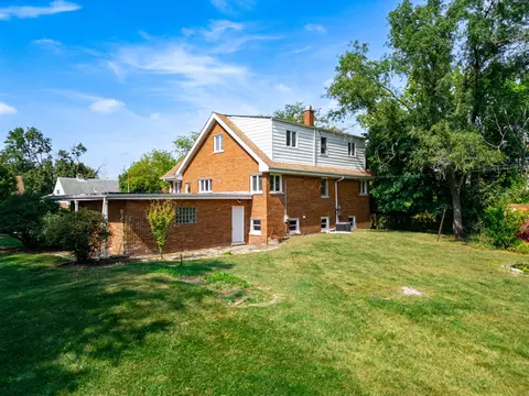 Exterior - 4313 Elm Ave, Lyons, IL 60534 photo 3 of 4