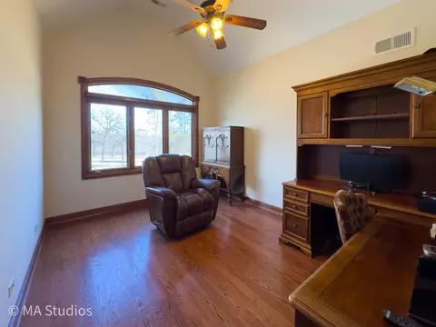 Other - 9030 Elm Ave, Burr Ridge, IL 60527 photo 4 of 12