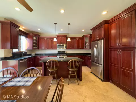 Kitchen - 9030 Elm Ave, Burr Ridge, IL 60527 photo 1 of 8