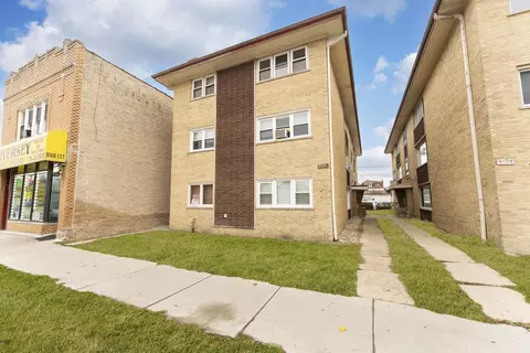 5121 W Diversey Ave #3S, Chicago, IL 60639