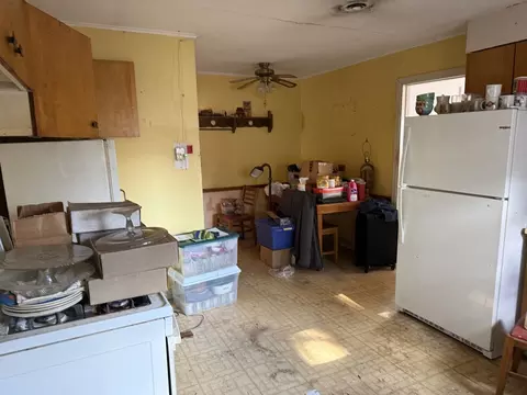 Kitchen - Undisclosed, Des Plaines, IL 60016 photo 1 of 2