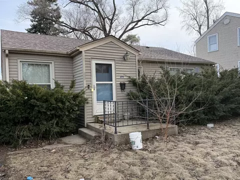 Exterior - Undisclosed, Des Plaines, IL 60016 photo 2 of 2