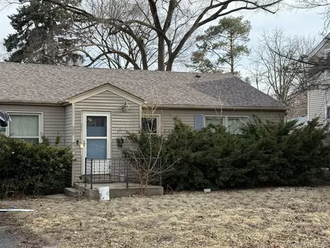 Undisclosed, Des Plaines, IL 60016