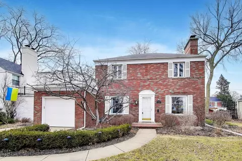 9433 Crawford Ave, Evanston, IL 60203