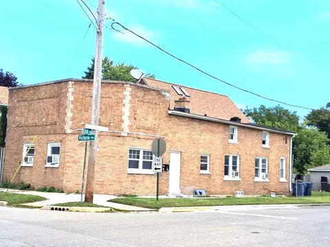 1247 Victoria Ave, North Chicago, IL 60064