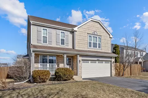 10558 Yellowstone Dr, Huntley, IL 60142