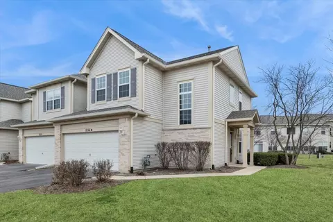 2156 Sunrise Cir, Aurora, IL 60503
