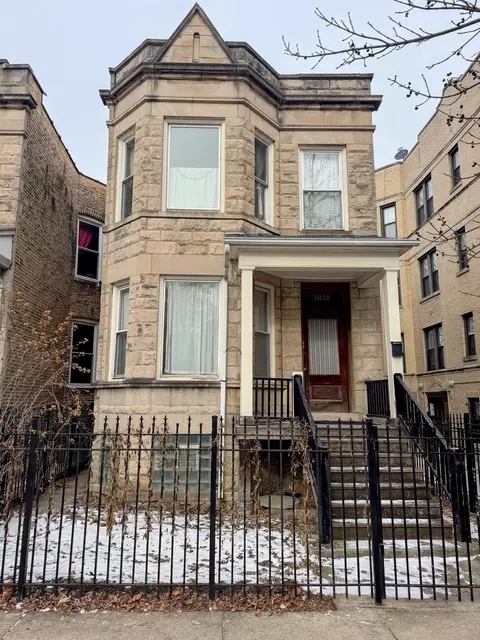 3030 W Belden Ave, Chicago, IL 60647