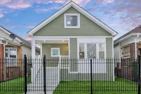 6513 S Mozart St, Chicago, IL 60629
