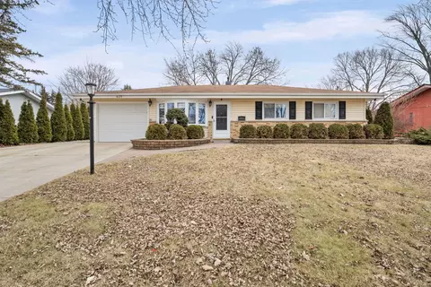 625 Morton St, Hoffman Estates, IL 60169
