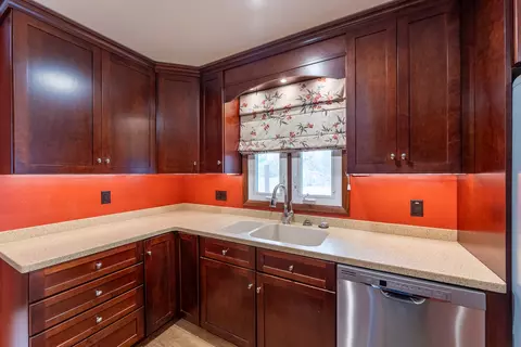 Kitchen - 212 Kane Dr, Herrin, IL 62948 photo 3 of 5