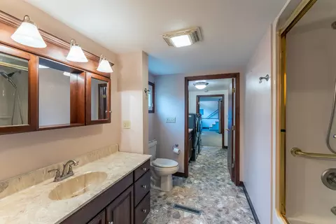 Entry Way - 212 Kane Dr, Herrin, IL 62948 photo 3 of 3