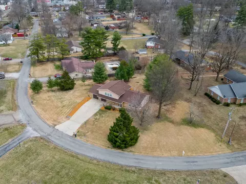 View/Area - 212 Kane Dr, Herrin, IL 62948 photo 1 of 4