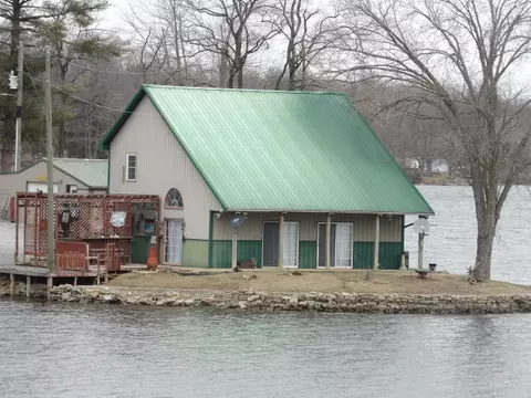 180 Morris Rd, Galatia, IL 62935