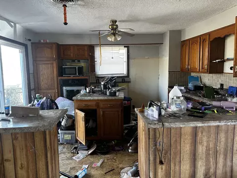 Kitchen - 805 W Helen Ave, Christopher, IL 62822 photo 1 of 1