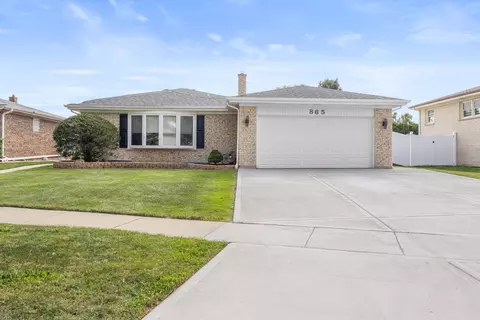 865 Love St, Elk Grove Village, IL 60007