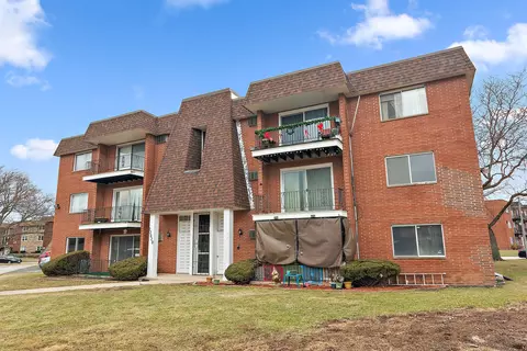 12620 S Alpine Dr #6, Alsip, IL 60803