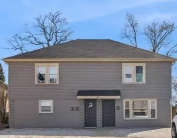 43 Clay Ave, Highwood, IL 60040