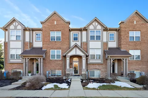 702 June Ter, Lake Zurich, IL 60047