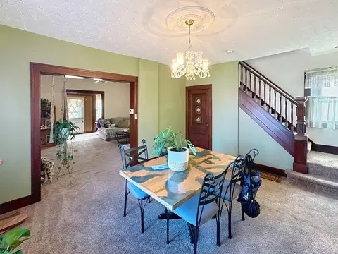 Dining - 527 19th Ave, Moline, IL 61265 photo 1 of 2