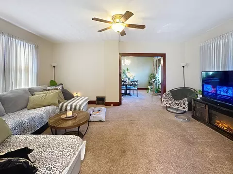 Living - 527 19th Ave, Moline, IL 61265 photo 2 of 2