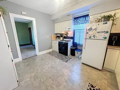 Kitchen - 527 19th Ave, Moline, IL 61265 photo 2 of 2