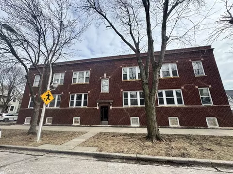 4125 N Campbell Ave, Chicago, IL 60618